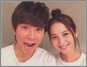 渡部建 佐々木希 行列 生放送 結婚