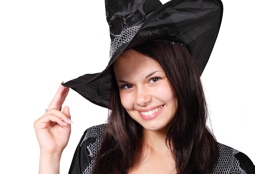 ハロウィン仮装コスプレの女子の定番人気はかわいい かっこいい クラウドノート